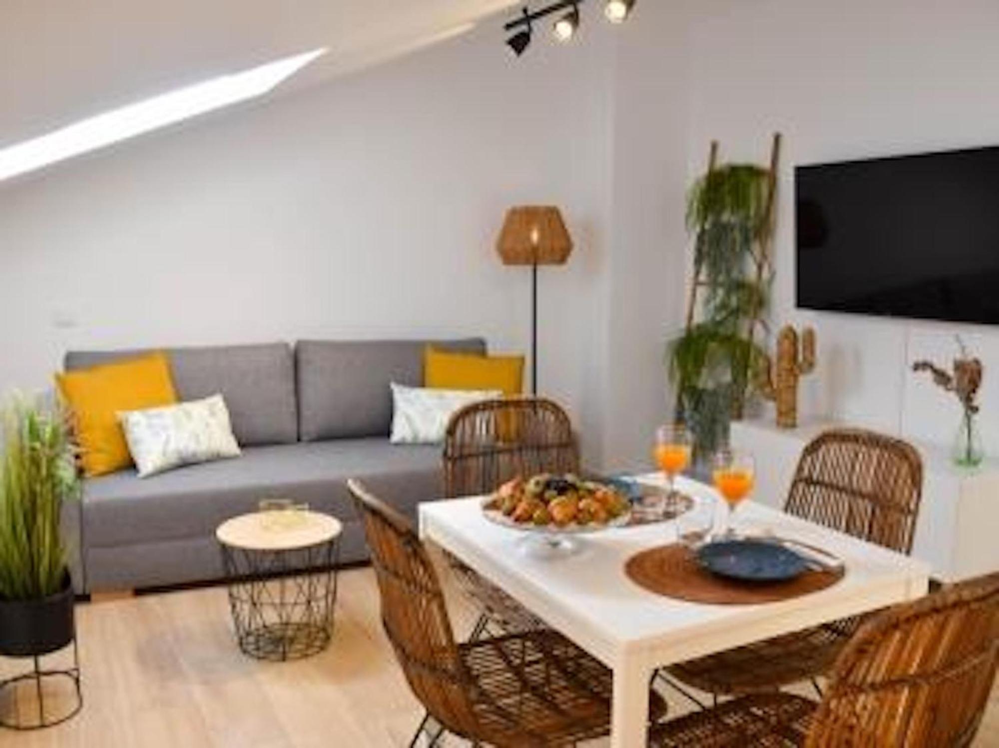 Apartamento Holidays2Malaga Picasso Area Exterior foto